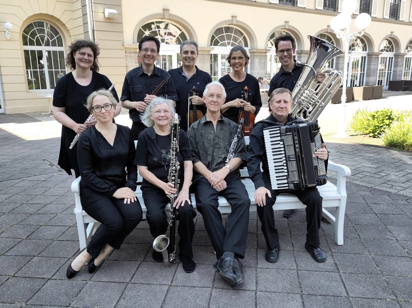 Trierer Kaffehaus-Orchester im Kurgarten